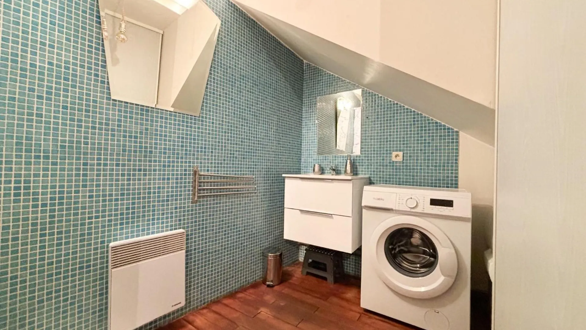 Appartement T2 En Centre-Ville Martigues 0*,  France